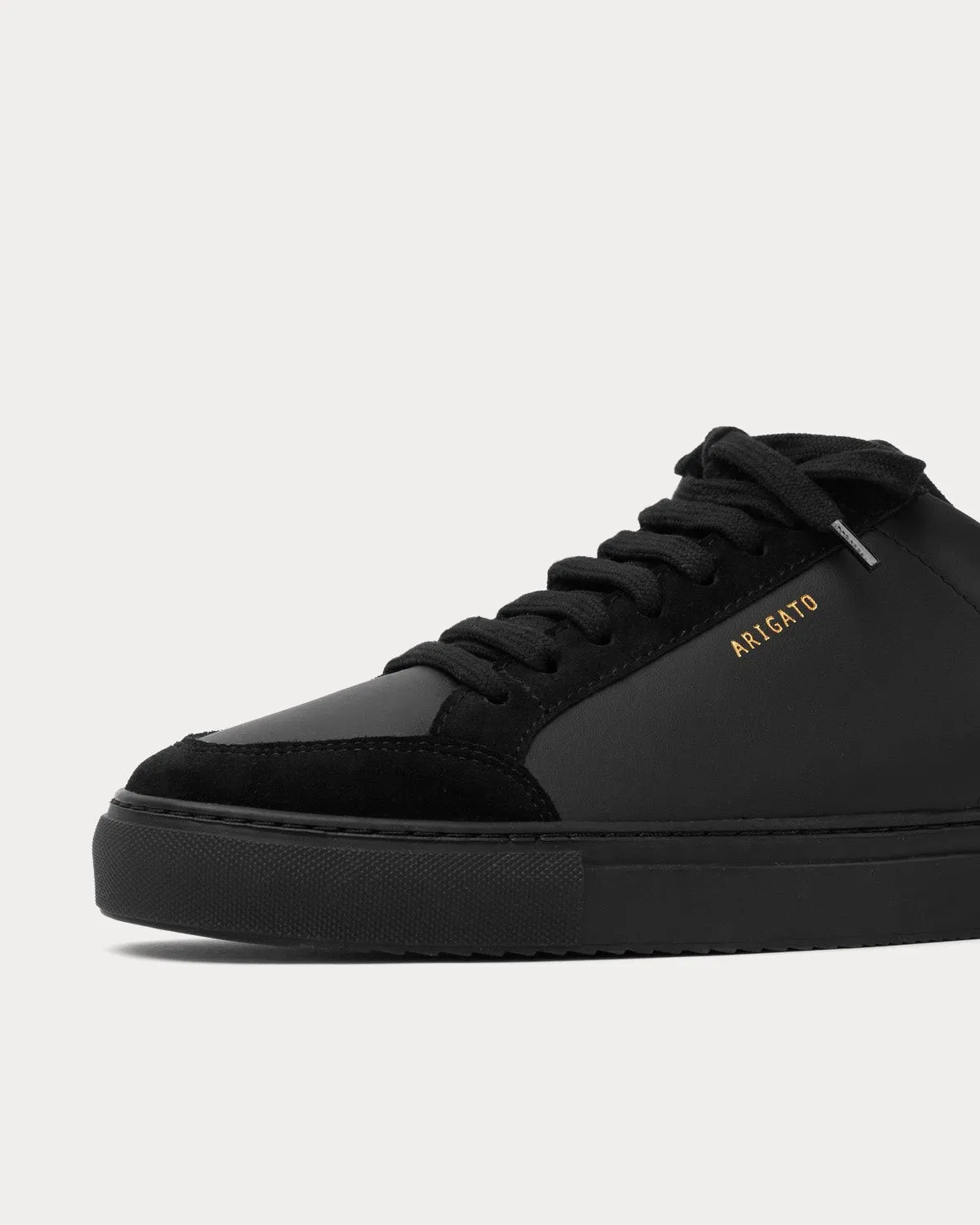 Clean 90 Triple Black / Black Low Top Sneakers