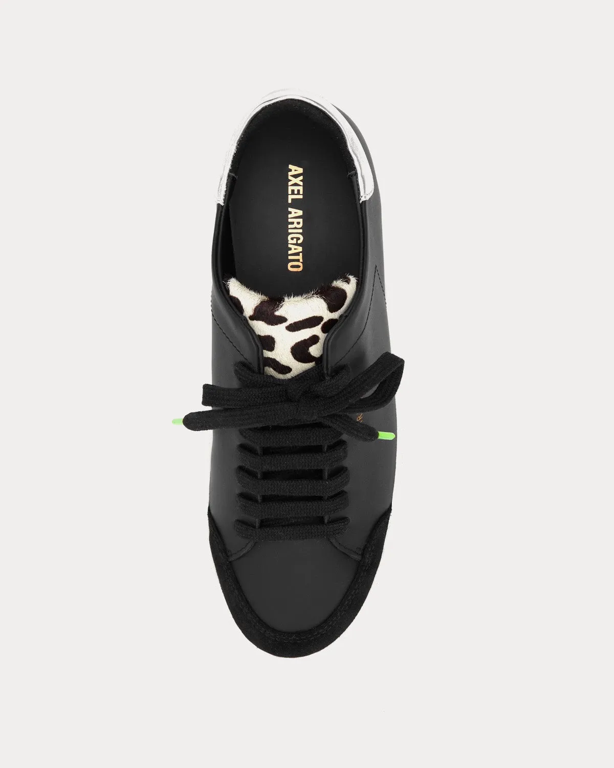 Clean 90 Triple Black / Silver Low Top Sneakers