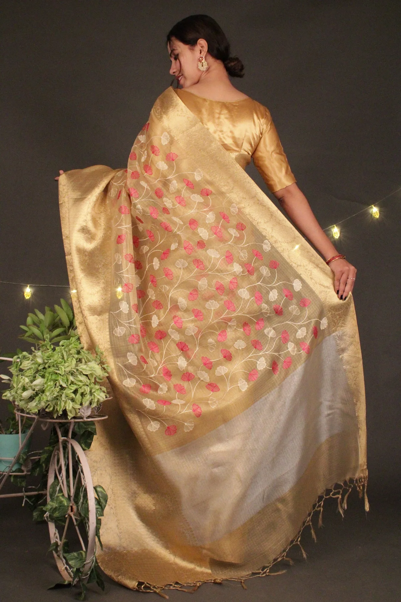 Exquisite Resham Embroidered Pallu Broad Zari woven border and tissue silk Wrap in 1 minute saree