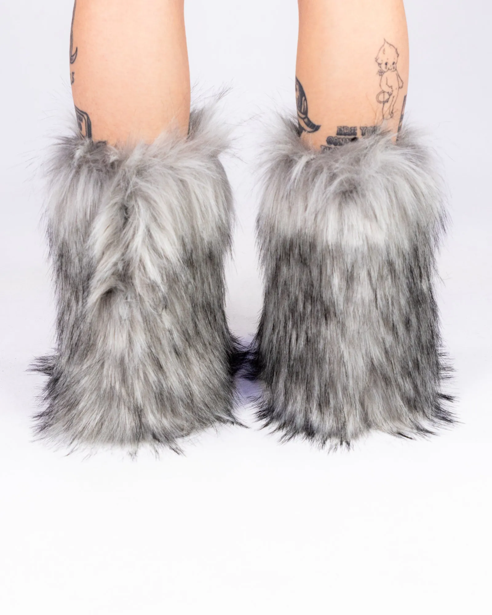 Women's Gray Boots With The Fur